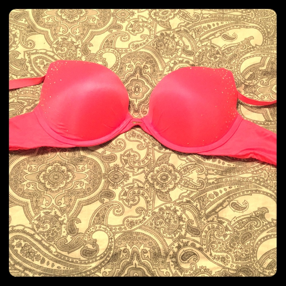 Victoria’s Secret Plunge Bra